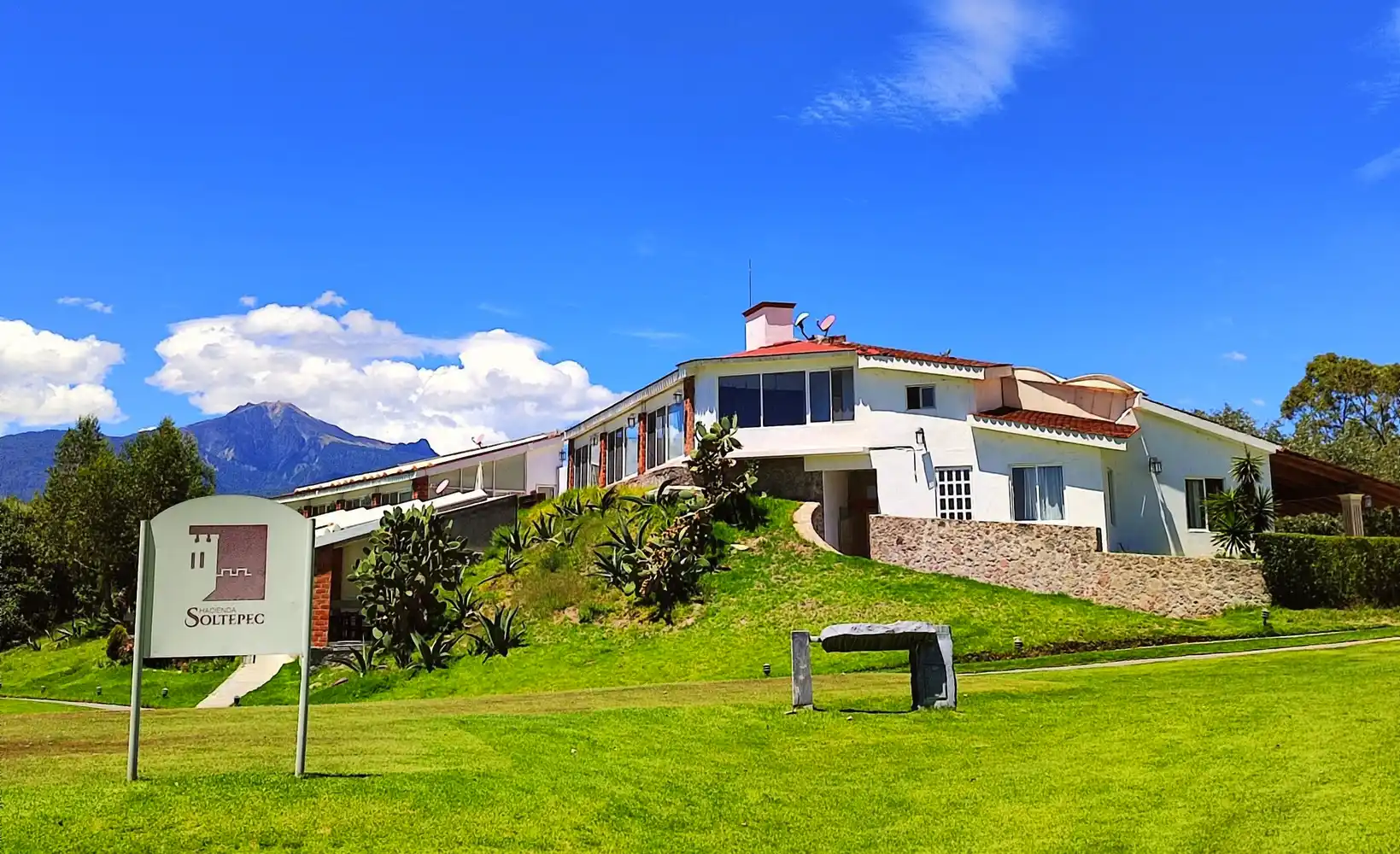 HACIENDA SOLTEPC COUNTRY CLUB